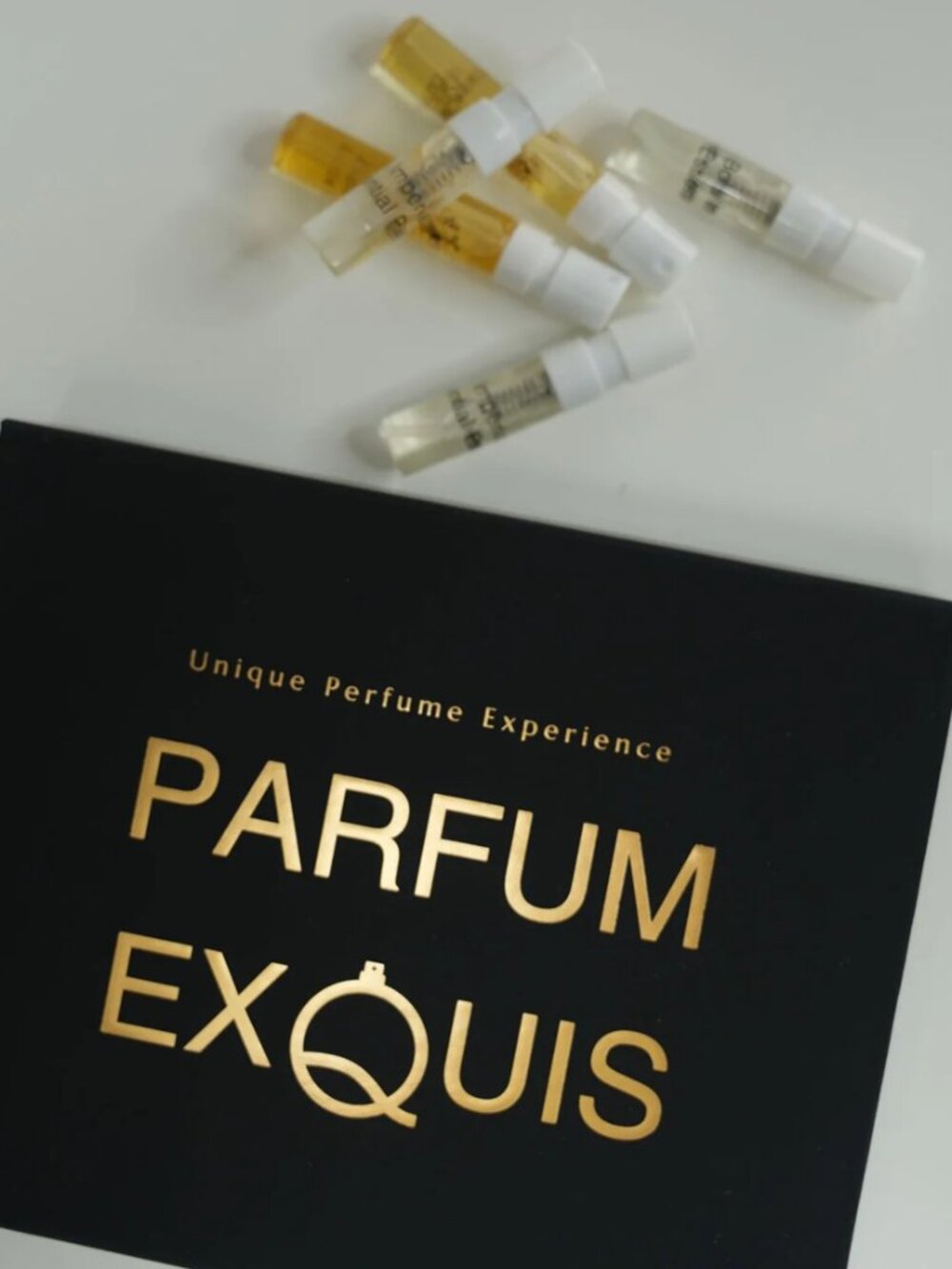 Liis 9-Perfume Discovery Set
